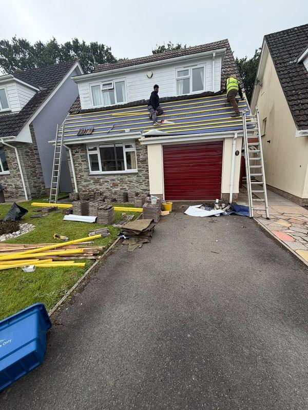 Finished roof on a detached house